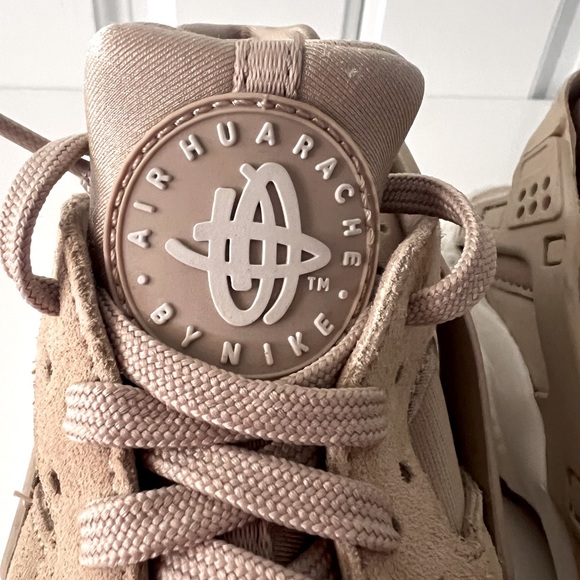 NIKE - Air Huarache By Nike AA0524-200 - Picture 11 of 15